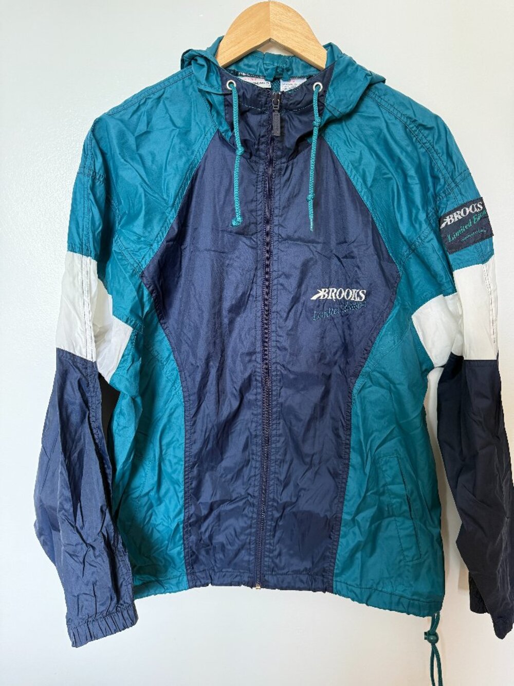 Vintage 90s Brooks Limited Edition Windbreaker | Teal/Navy/White | Mens Small